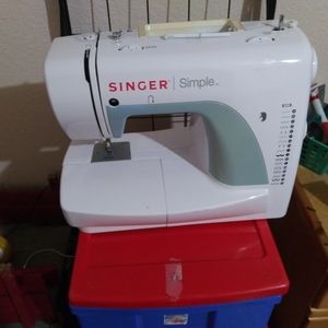 Singer simple sewing machine